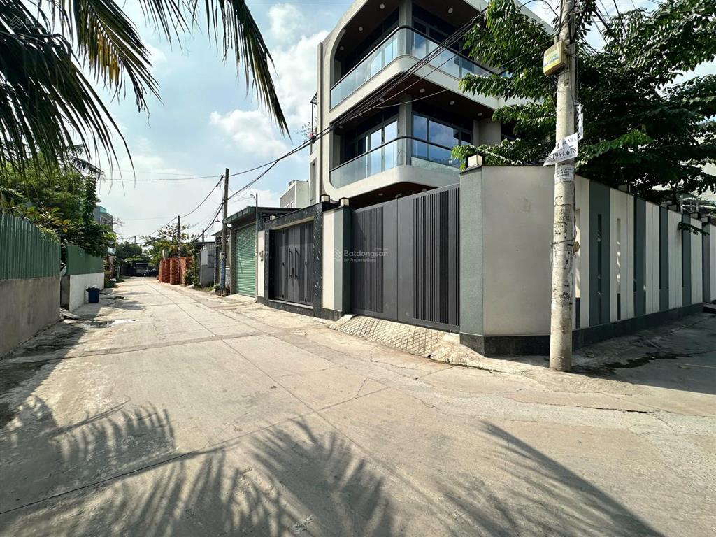 Biệt thự ngay sông sài gòn ngay bến phà bình qưới phạm văn đồng 154.3m2 giá 14 tỷ