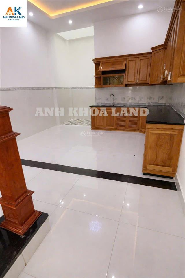 Nhà 3 tầng ngang 4.5m  67m2, 8,3 tỷ, 4pn, 3wc, view đẹp tại đường 22, phường linh đông, thủ đức