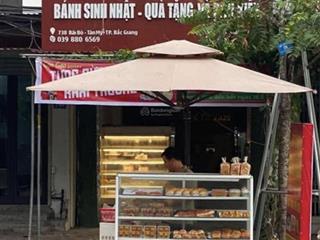 Ngay ngã 3 đối diện đường hoàng cầm sang tăng tiến đối diện trung tâm quốc tế ico trường nghề 19.5