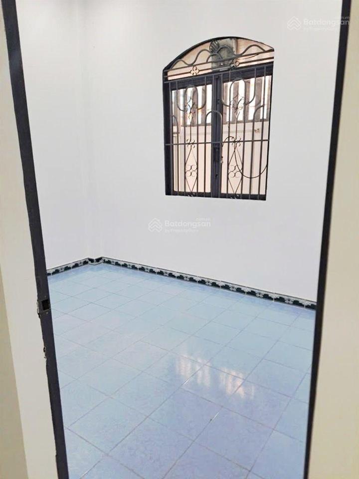 Nhà phan văn hớn 121m ( ngang 5.5m) chỉ 7,4 tỷ ( 61 triệu/m) cạnh tranh