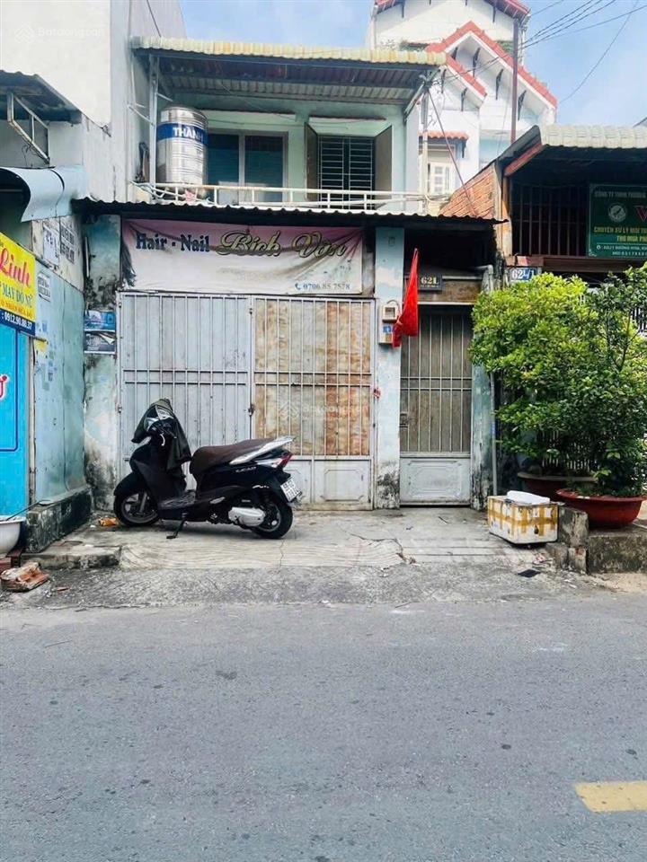 Bán nhà mặt phố tại đường thới an 20, q12 , 6,9 tỷ, 126 m2, giá siêu hời