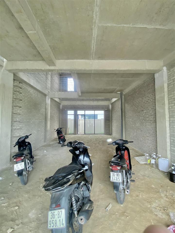 Biệt thự ven biển vlasta sầm sơn, chiết khấu 10% + gói quà tặng nội thất 360 triệu và 3 chỉ vàng