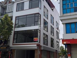 Cần cho thuê nhà mặt phố cao lỗ, nhà đang hoàn thiện, phù hợp các loại hình kinh doanh, buôn bán