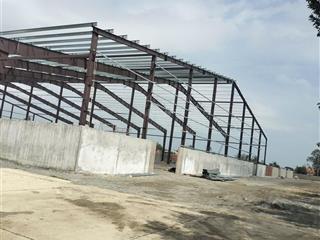 Bán kho kcn điện tích 2800m2 kho xây dựng và nhà văn phòng 1000m2 còn lại sân bãi