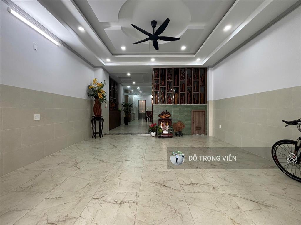 Chủ ngộp gấp bán, nhà mới xây 5 tầng, nhánh của kha vạn cân