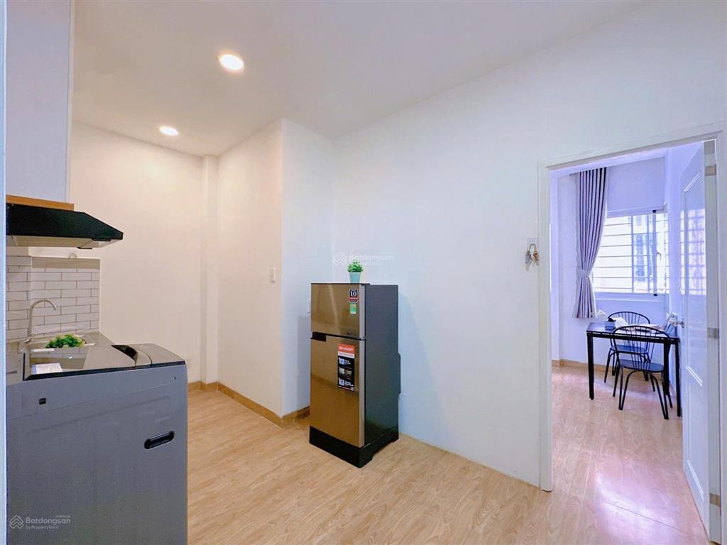 Cho thuê căn hộ 1pn full nội thất gần khu phan xích long, toà nhà bảo vệ 24/24