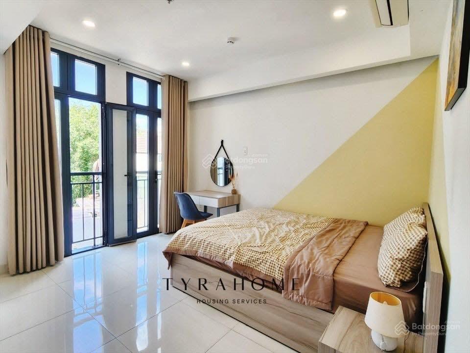 Căn hộ full nội thất gần khu phan xích long, dạng 1pn ban công, studio ban công giá chỉ 7tr3