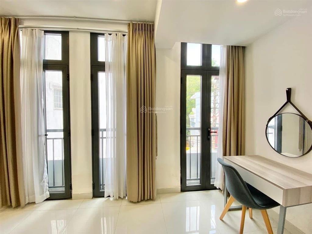 Căn hộ full nội thất gần khu phan xích long, dạng 1pn ban công, studio ban công giá chỉ 7tr3