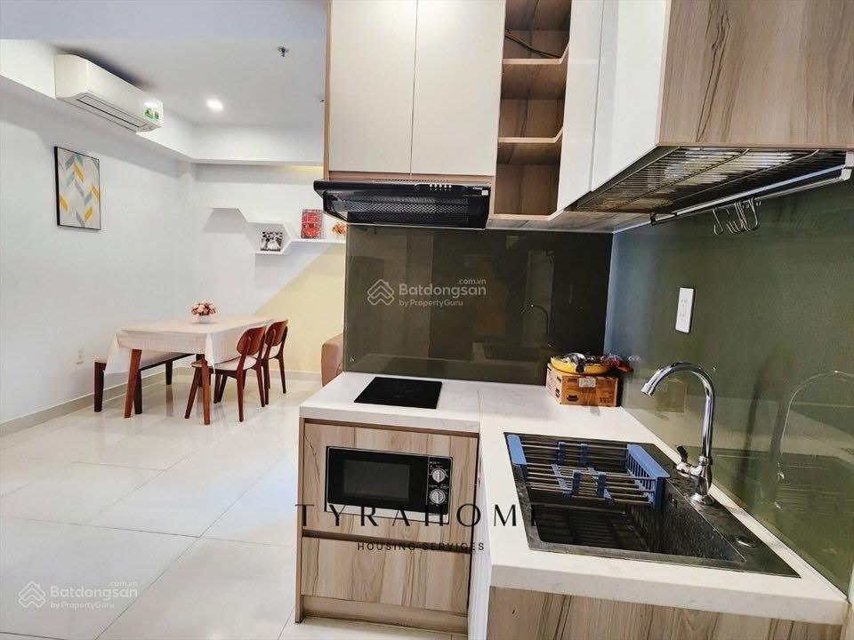 Căn hộ full nội thất gần khu phan xích long, dạng 1pn ban công, studio ban công giá chỉ 7tr3