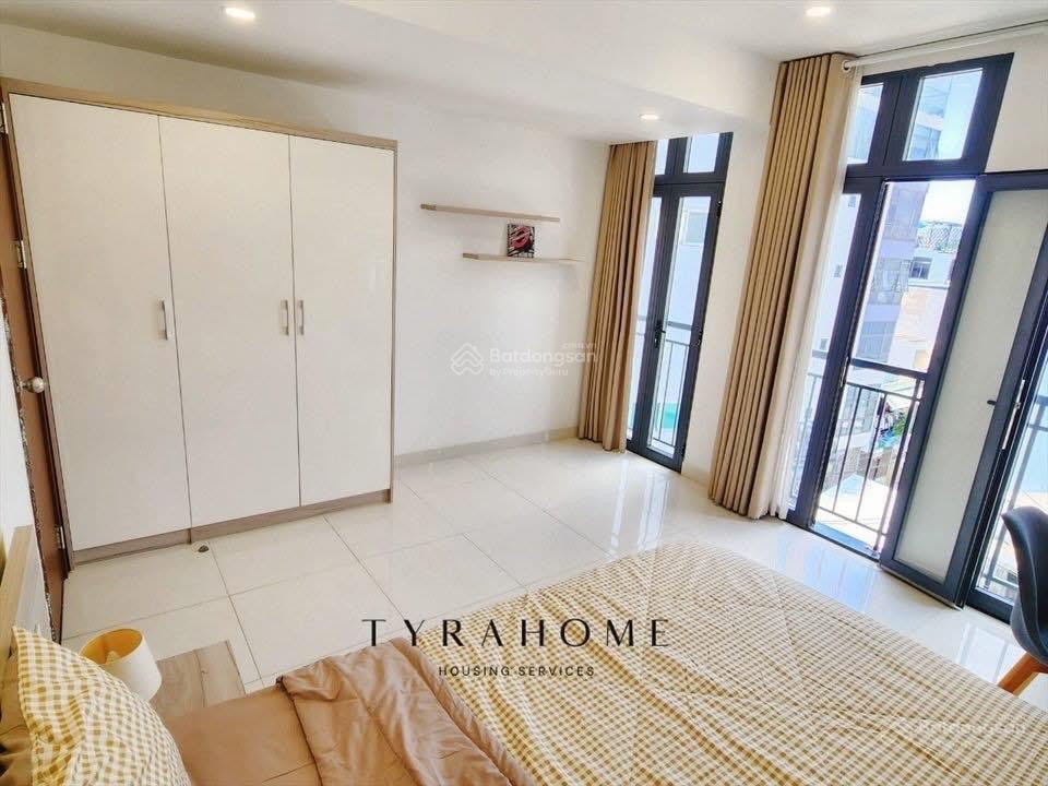 Căn hộ full nội thất gần khu phan xích long, dạng 1pn ban công, studio ban công giá chỉ 7tr3