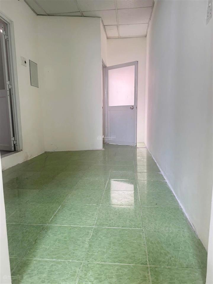 Cho thuê nhà nguyên căn 1 trệt 1 lửng 2 toilet 2 phòng ngủ