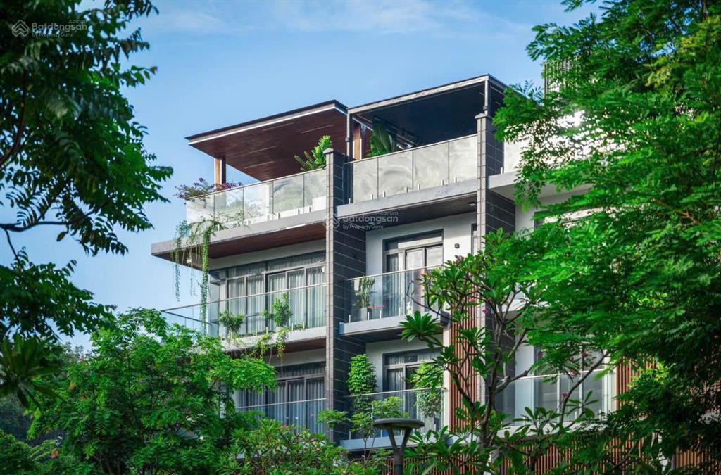 The glen celadon city  5mx17m  5 pn + 7wc  ck 29%  có hầm để xe ô tô trong nhà