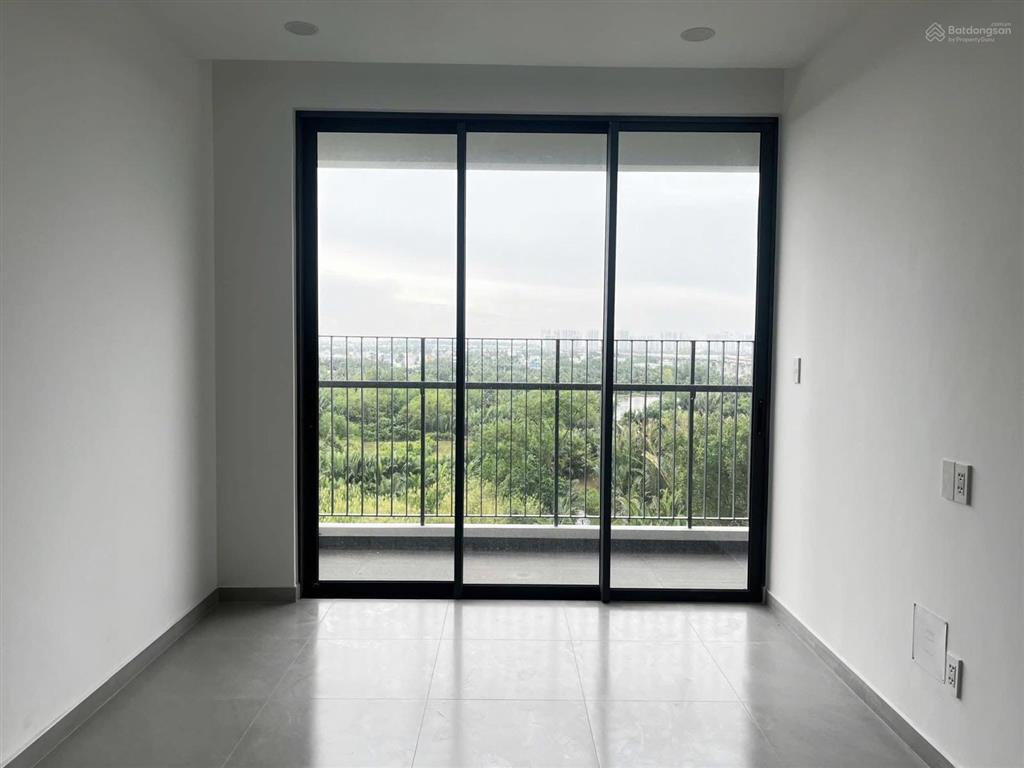 Hàng cđt  mt eastmark thủ đức 3 mặt tiền  vay 60% không lãi ân hạn gốc 18 tháng  ck lên đến 15%