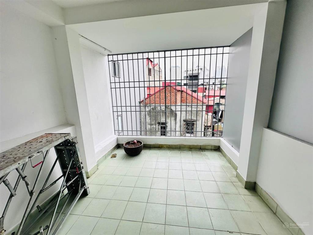 Phố lụa  vạn phúc hà đông  nhà đẹp
 phố ít nhà bán, ngõ thoáng cách vài bước chân ra đường ô tô