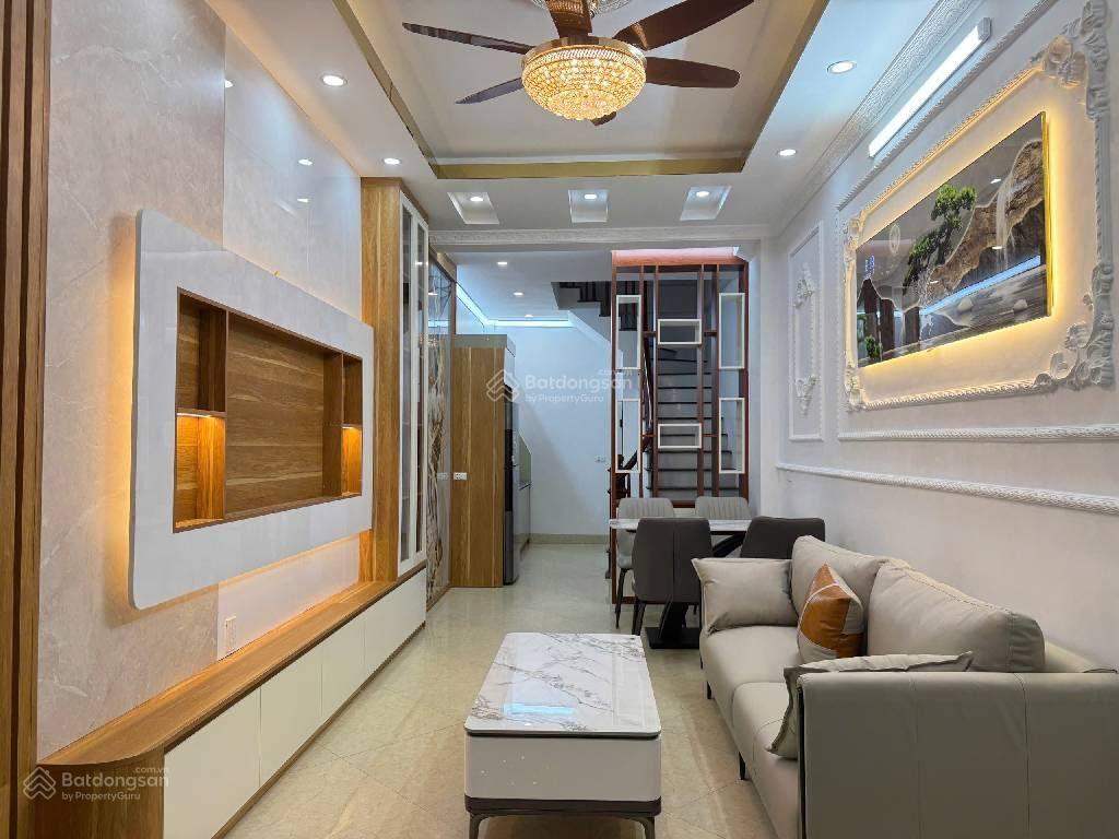 Siêu phẩm nhà đẹp la khê  5 tầng  full nội thất  ô tô đỗ cửa  ở ngay.