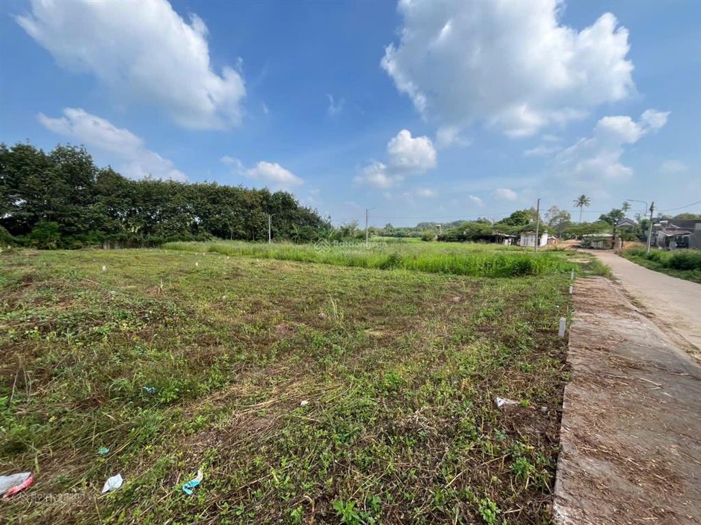 Cho thuê đất 220m2 phù hợp làm kho / bãi / xưởng