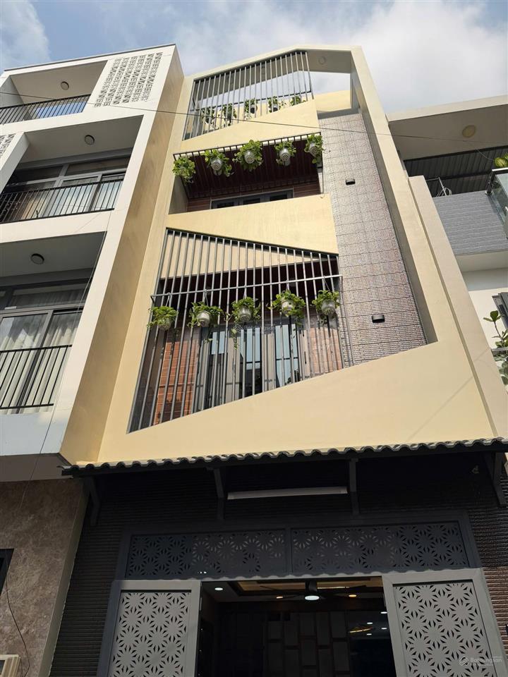 Bán nhà đẹp 4,2m x 12m, 3l full nội thất, đường số 3 bình hưng hòa, bình tân