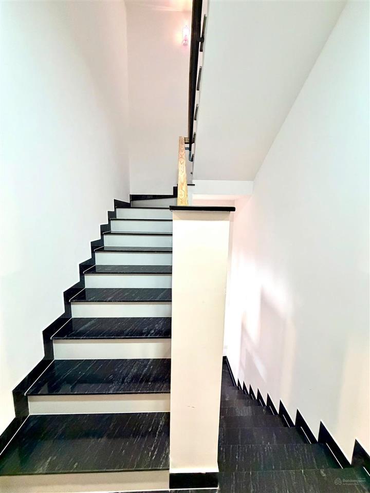 Bán nhà đẹp 4,2m x 12m, 3l full nội thất, đường số 3 bình hưng hòa, bình tân
