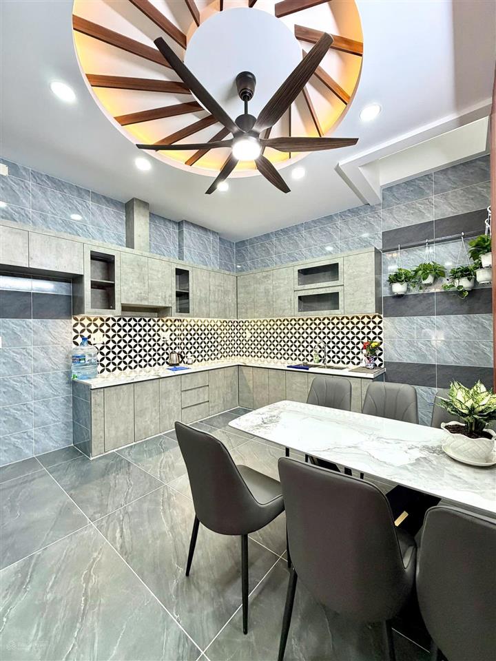 Bán nhà đẹp 4,2m x 12m, 3l full nội thất, đường số 3 bình hưng hòa, bình tân