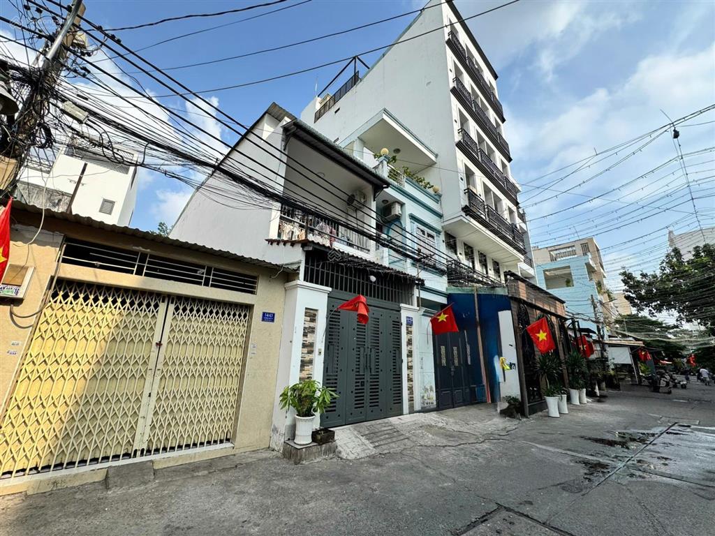 Bán nhà hẻm 8m nguyễn quang diêu, tân phú, 4x19m, tiện xây mới, giá 6.65 tỷ