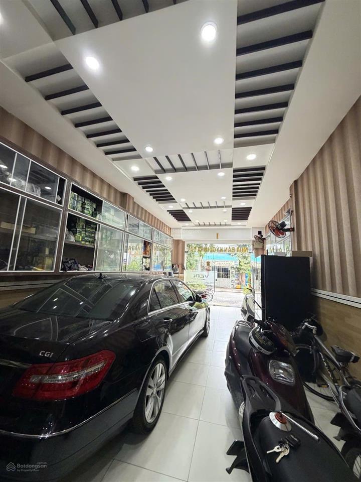 Nhà mặt tiền trần thủ độ  phú thạnh  diện tích 80m2 (4.4m x 18m)  nhà đẹp 4 tầng kinh doanh đỉnh