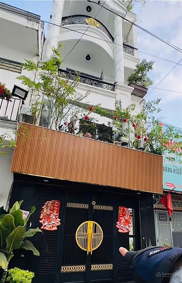 Nhà hẻm ô tô lê sát  tân quý  diện tích 39m2 (4.5m x 9m)  ngộp bank tặng hết nội thất