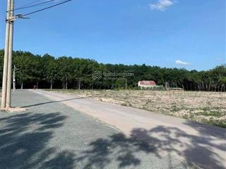 Chính chủ ngộp cần bán nhanh 300m sát kcn becamex, dân cư kín chỉ 650tr