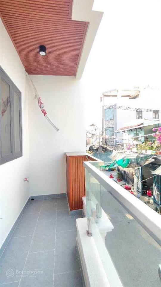 Bán nhà đẹp 2 tầnghẻm nhựagần lottemart quận 7giá chỉ nhỉnh 5 tỷ