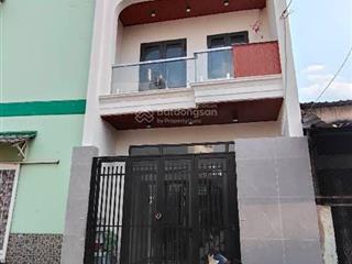 Bán nhà đẹp 2 tầnghẻm nhựagần lottemart quận 7giá chỉ nhỉnh 5 tỷ