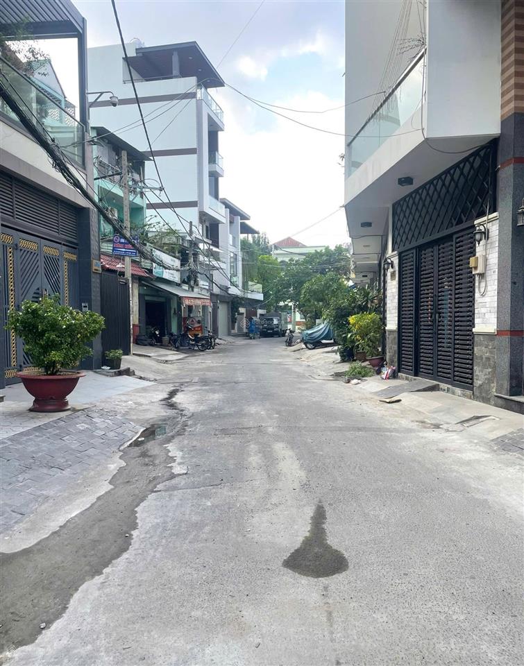 Hòa bình tân phú  hẻm xe hơi  dtsd 80m  3 tầng btct  nhỉnh 3 tỷ