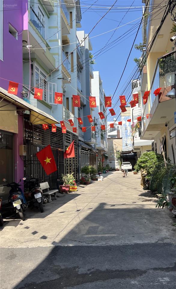 7x11m nhà mới 4 tầng góc hxh 6m hoà bình  lũy bán bích