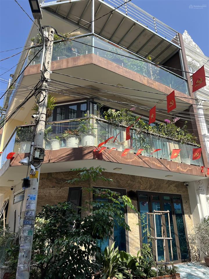 7x11m nhà mới 4 tầng góc hxh 6m hoà bình  lũy bán bích