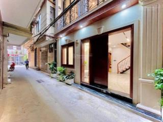 Bán nhà phố ngọc khánh 5 tầng thang máy  mặt tiền rộng  full đồ  phân lô oto qua cửa