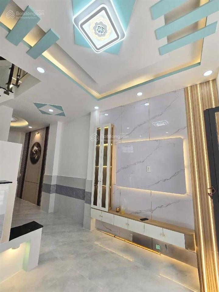 Bán lương văn can q8 35m2  3 tầng  sổ vuông vức hẻm siêu rộng  btct  giá chỉ hơn 3đ