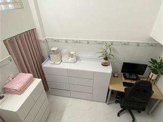 Sát cầu chà và q8, 25m2, 3 tầng, shr chính chủ, giá nhỉnh 3t