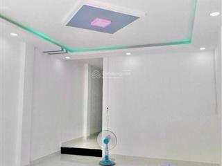 Chỉ nhỉnh 3 tỷ q8, 60m2, 2 tầng, ngang 4m, hẻm rộng thoáng, shr