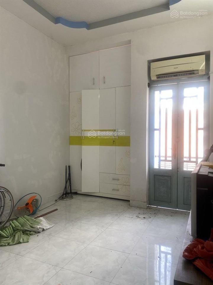 Bán nhà mễ cốc quận 8, 24m2, 3 tầng, hẻm rộng thoáng, k quy hoach, chỉ 2t2