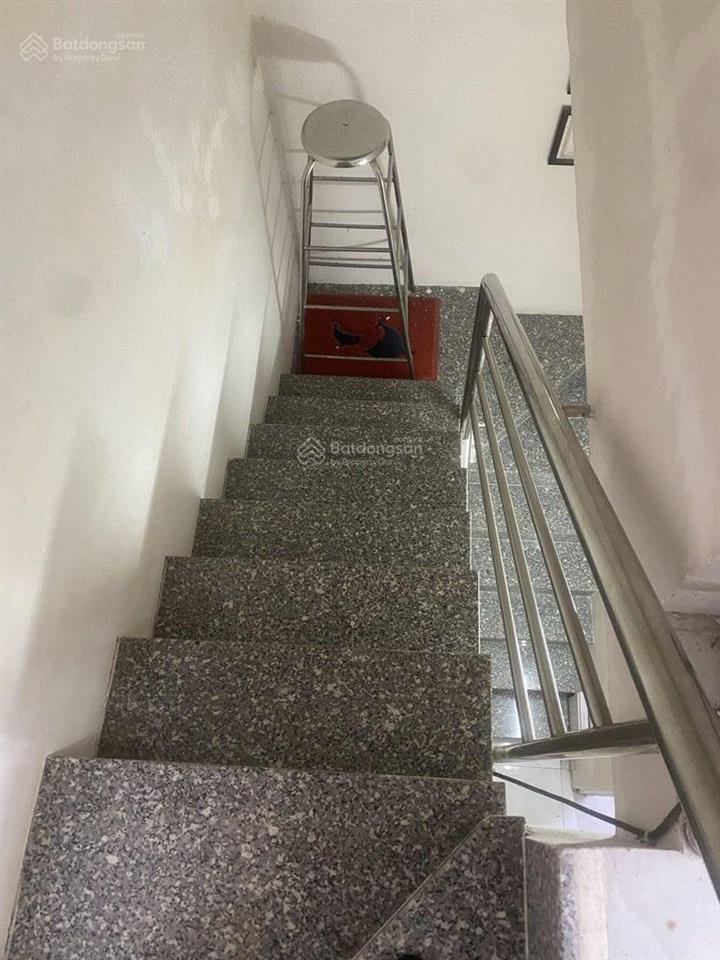 Bán nhà mễ cốc quận 8, 24m2, 3 tầng, hẻm rộng thoáng, k quy hoach, chỉ 2t2