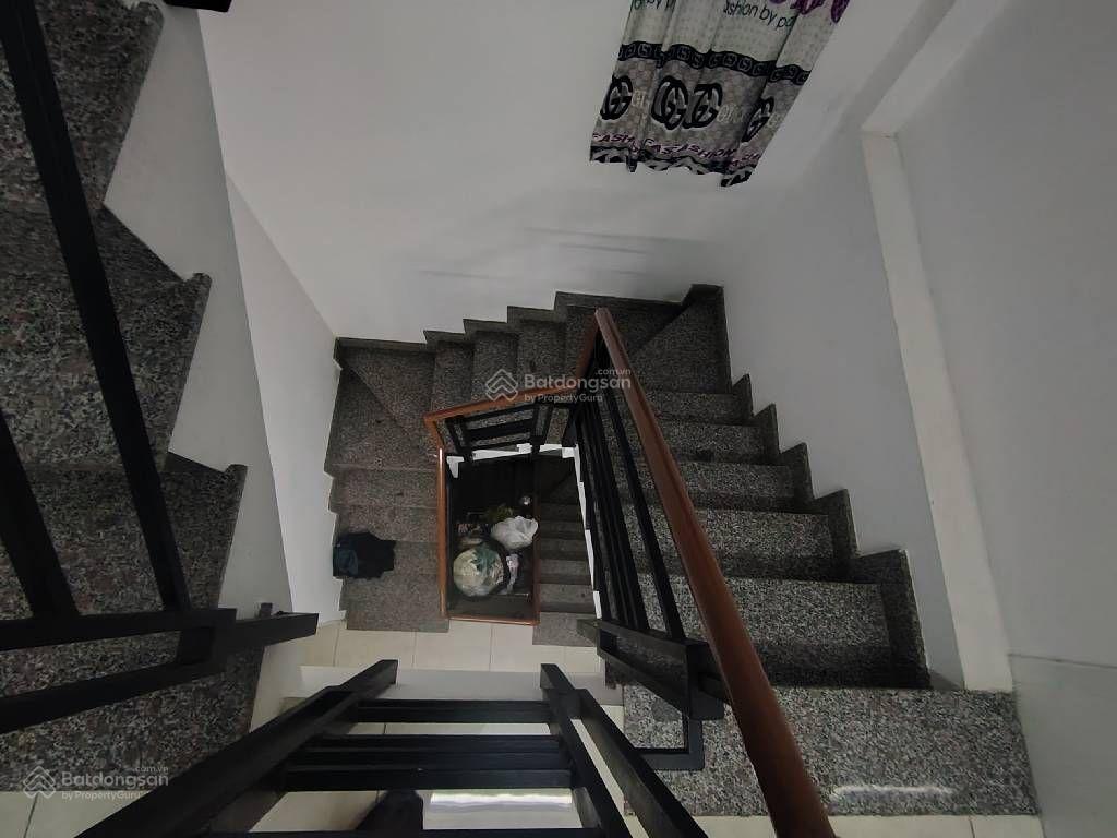 Bán nhà phường 14 quận 8, 37m2, 2 tầng, 3pn, shr, giá chỉ nhỉnh 2tỷ, chính chủ
