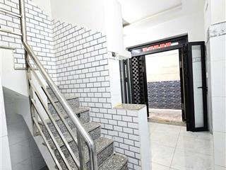 Bán nhà tùng thiện vương quận 8, 27m2, 2 tầng, shr, 3txx, sát cầu chà và , chính chủ bán gấp