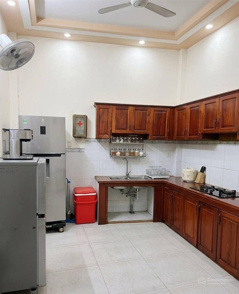 Bán nhà phú định q8, 50m2, 3 tầng, 4pn, shr, hẻm rộng thoáng, chính chủ nhỉnh 4 tỷ