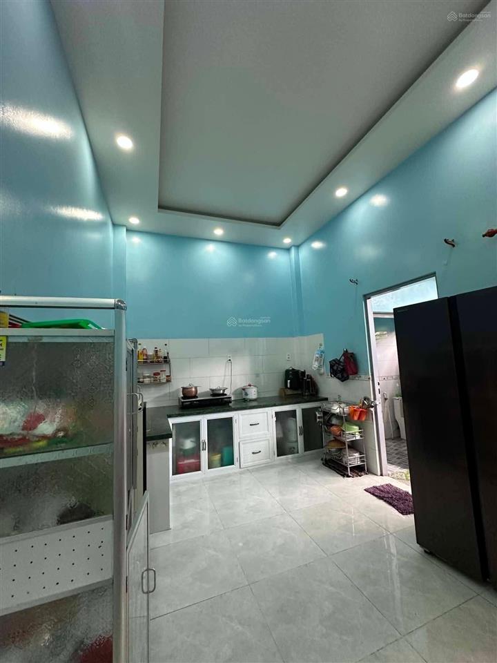 Bán nhà nhỉnh 3tỷ 87m2  ngang 5m  3pn  bình hưng  shr vuông vức  chính chủ gấp bán