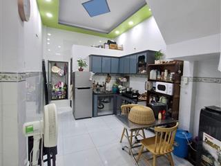 Bán nhà lê thành phương p15 quận 8  42m2 3 tầng  4pnhẻm rộng thoáng shr  nhỉnh 4 tỷ