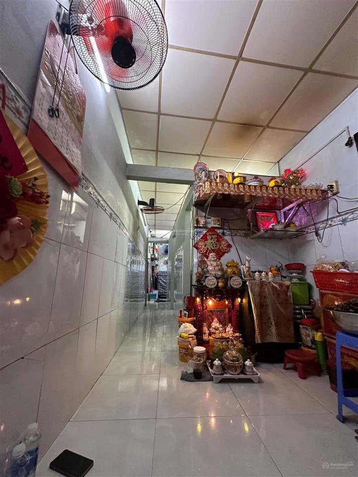 Bán nhà sát cầu chà và q8, 25m2, nhỉnh 2 tỷ, hẻm rộng thông thoáng, shr, k qh, chính chủ