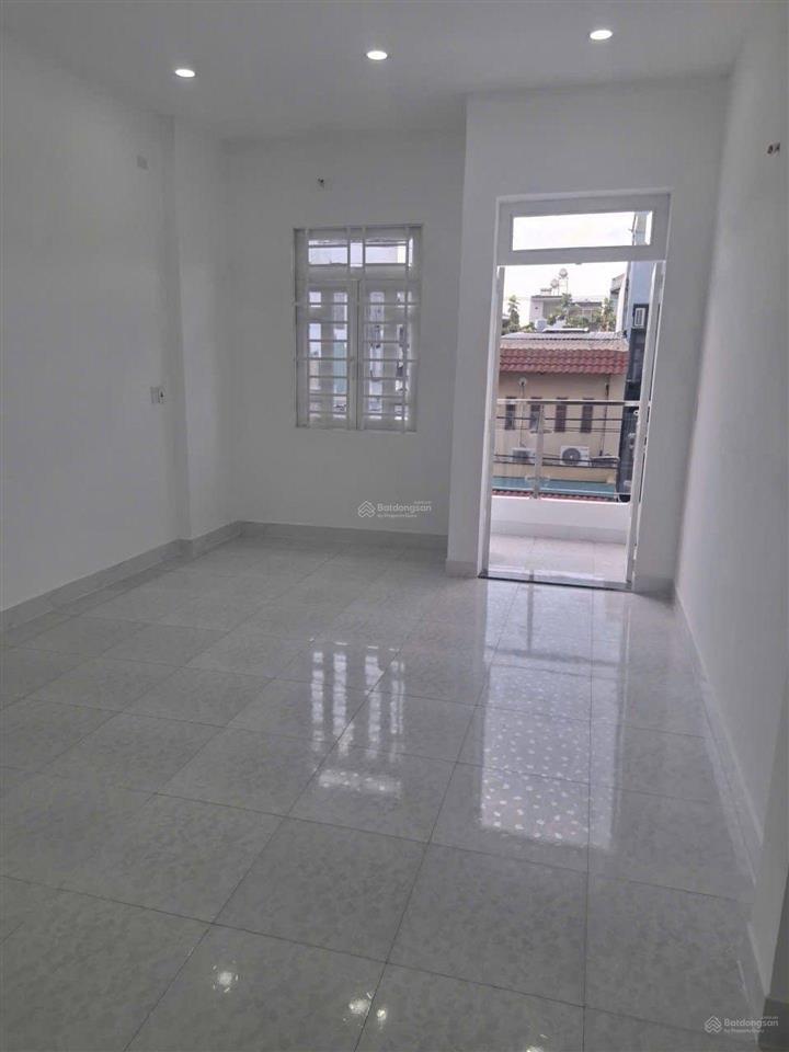 Bán nhà phú định quận 8 60m2 2 tầng  xe tải vi vu shr chỉ nhỉnh 5t chính chủ bán gấp
