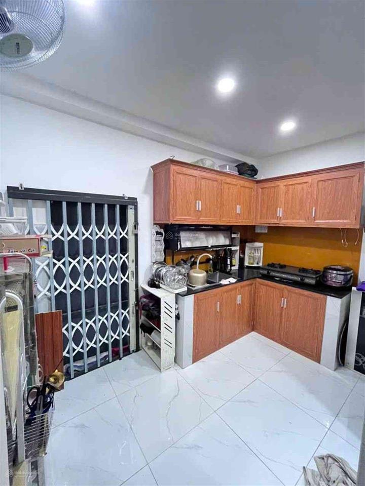 Bán nhà sát mặt tiền mễ cốc quận 8 49m2 ngang 4m hẻm rộng oto đổ cửa  shr kqh nhỉnh 4t