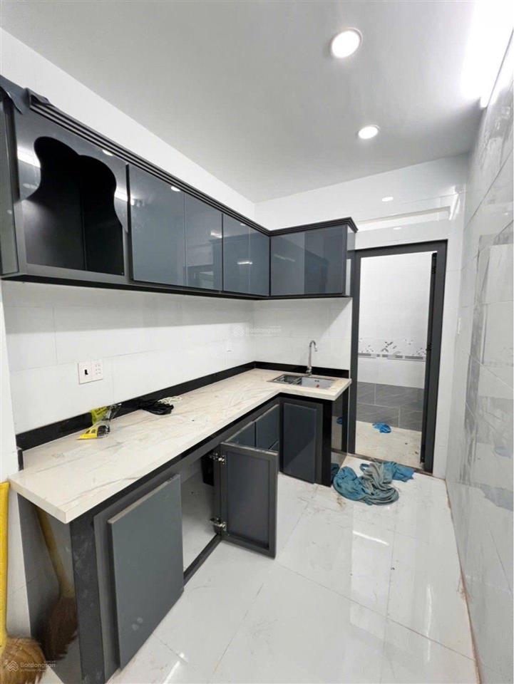 Bán nhà hơn 3tỷ đẹp  bình đông quận 8  38m2  3 tầng  4pn  shr  kqh  chính chủ