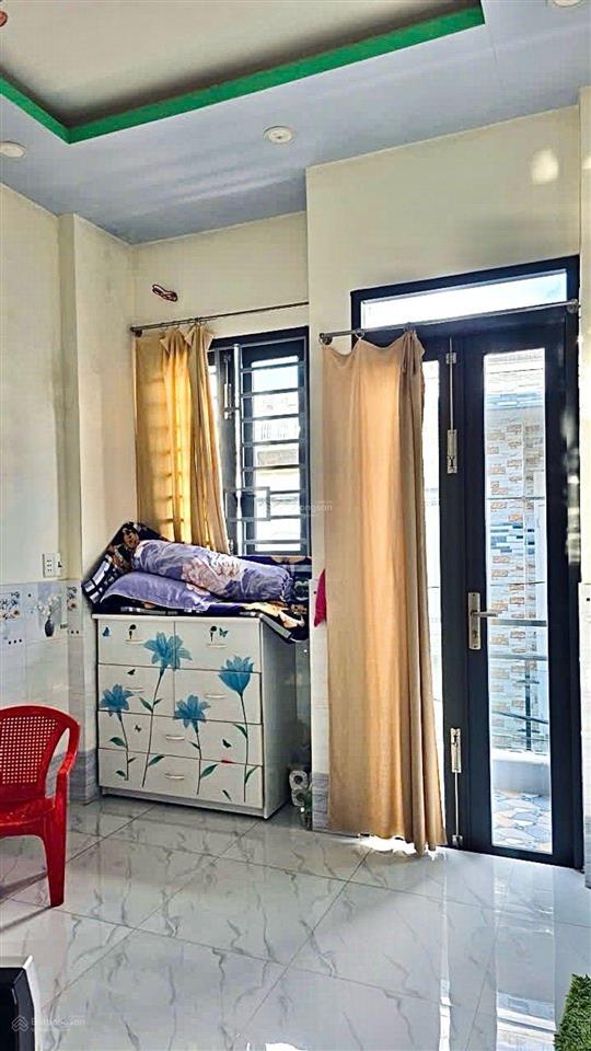 Bán nhà mễ cốc quận 8, 24m², 3 tầng, hẻm rộng thoáng sát mặt tiền, chính chủ nhỉnh 2 tỷ