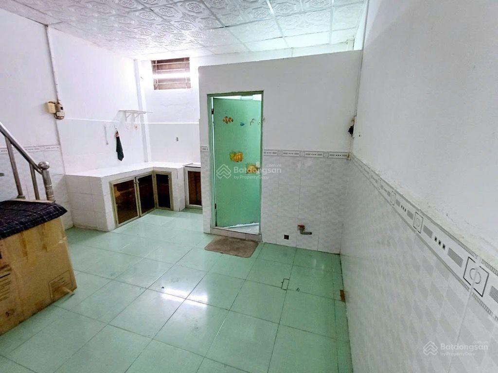Nhà bán cao xuân dục phường 12 q8, 25m2, 2 tầng, hẻm thông, shr, nhỉnh 2tỷ, sát cầu chà và