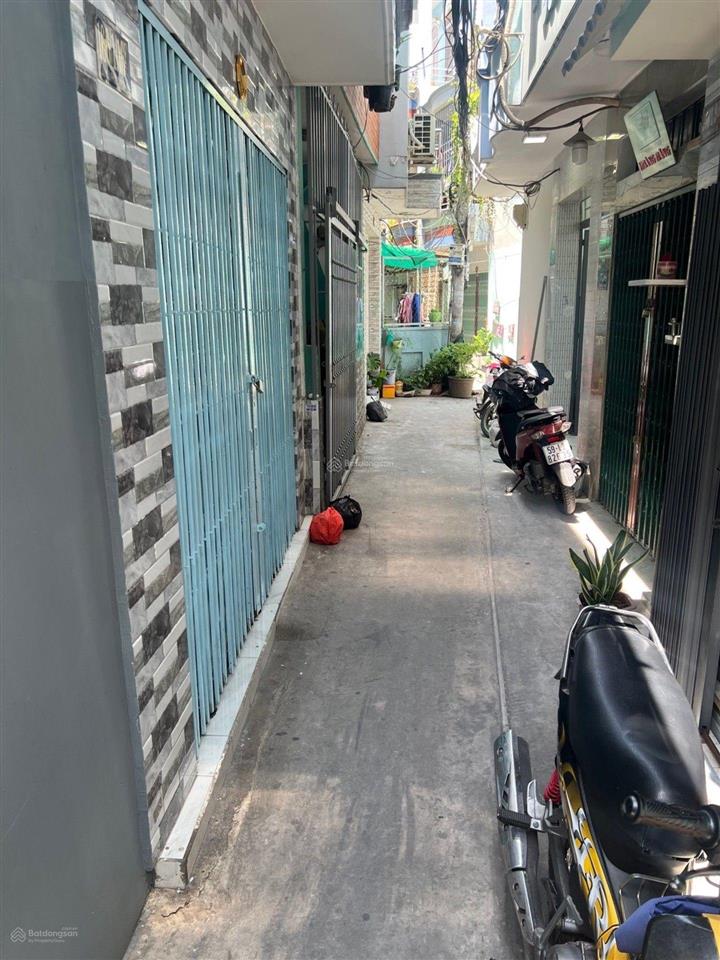 Bán nhà nhỉnh 1tỷ lưu hữu phước q8  dt 30m2  2 tầng đúc  kiên cố  hẻm thoáng  chính chủ